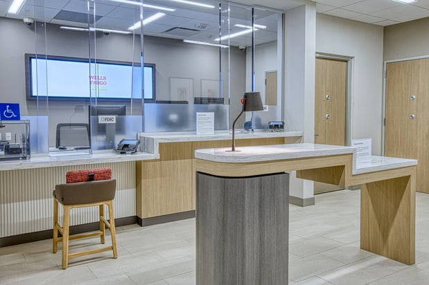 Images Wells Fargo Bank