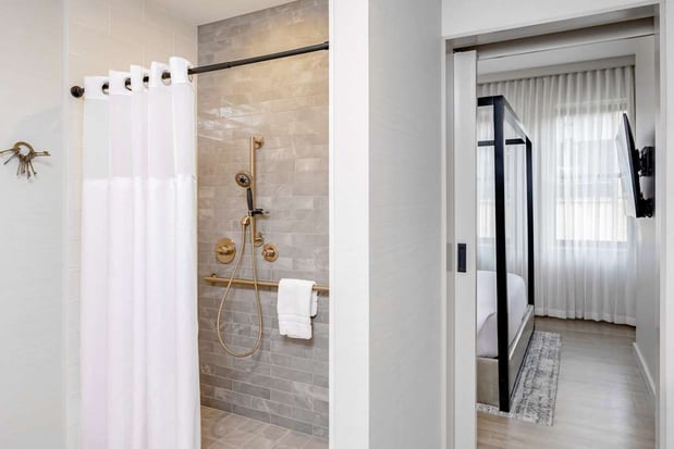 Images Hotel Fort Des Moines, Curio Collection by Hilton