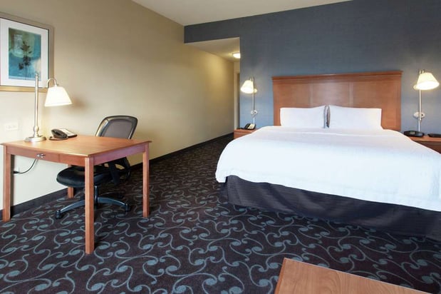 Images Hampton Inn & Suites Chicago Deer Park