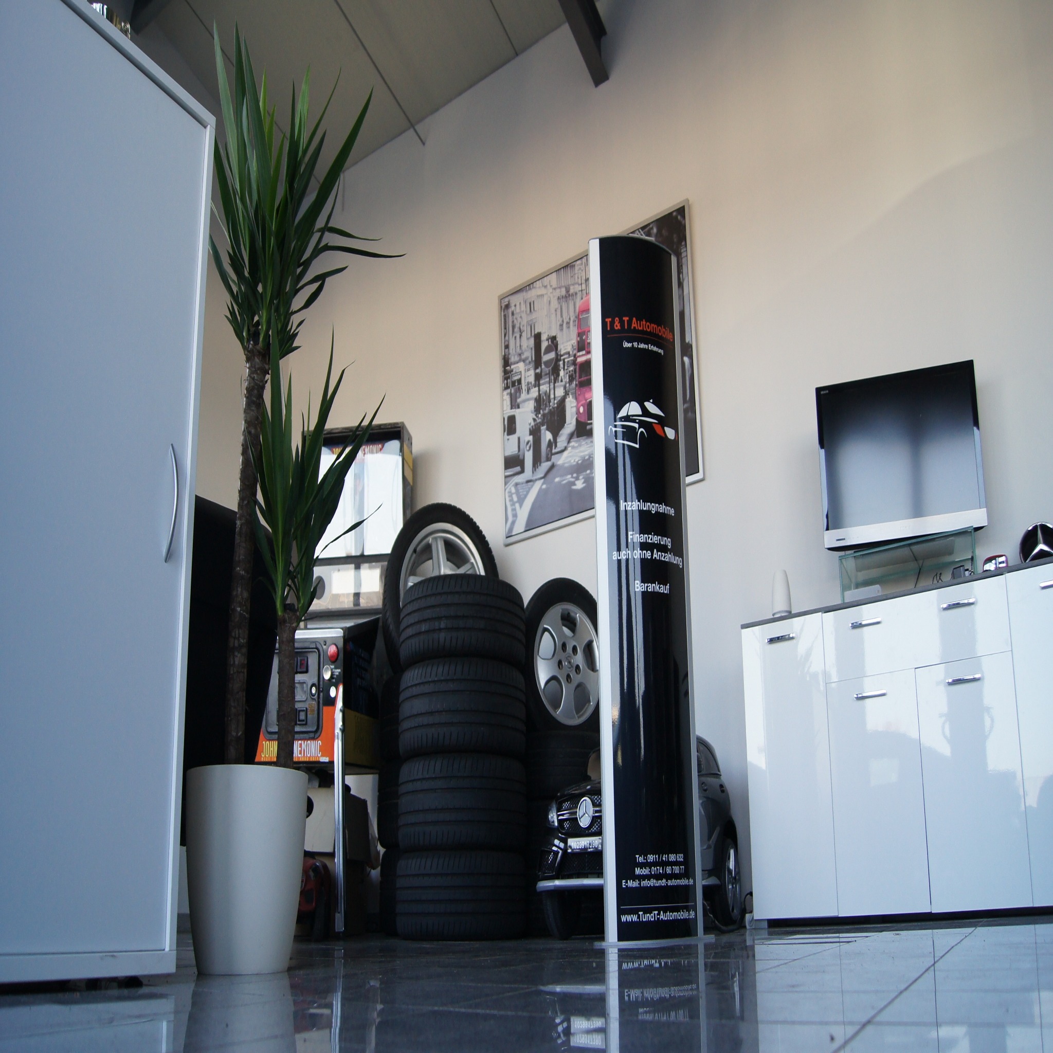 T & T Automobile, Benno-Strauß-Straße 30 in Fürth