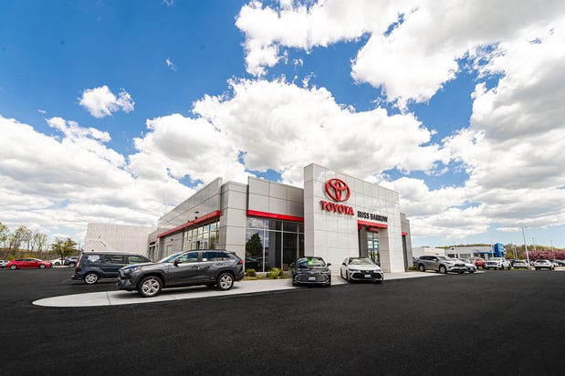 Images Russ Darrow Toyota