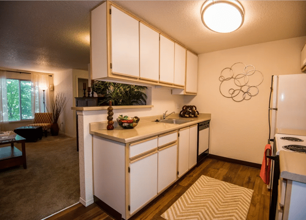 Images Clackamas Trails Apartments