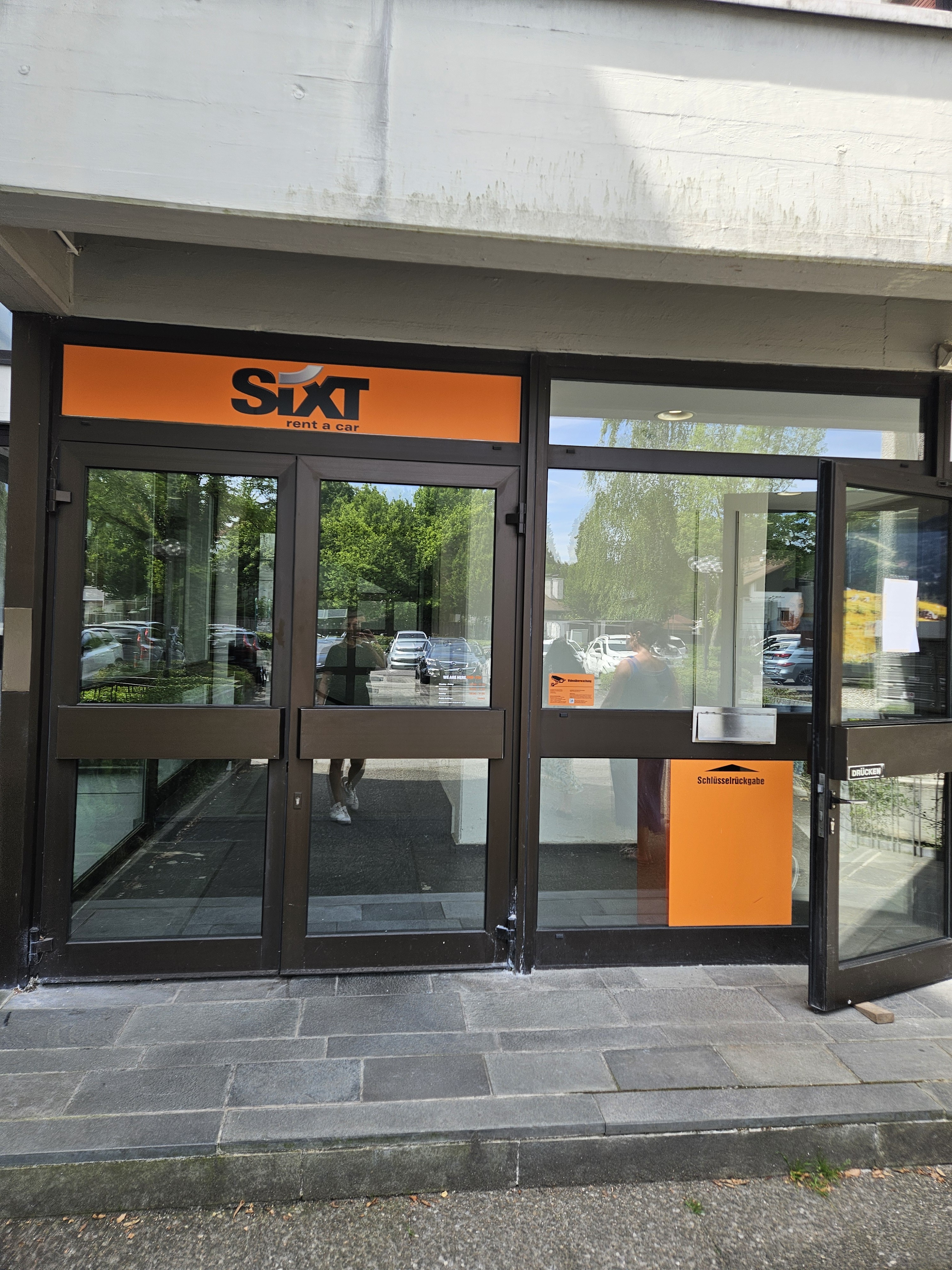 SIXT Autovermietung München Ottobrunn, Alte Landstr. 17 in München-Ottobrunn