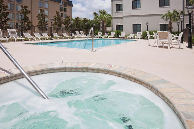 Images Staybridge Suites Lafayette-Airport by IHG