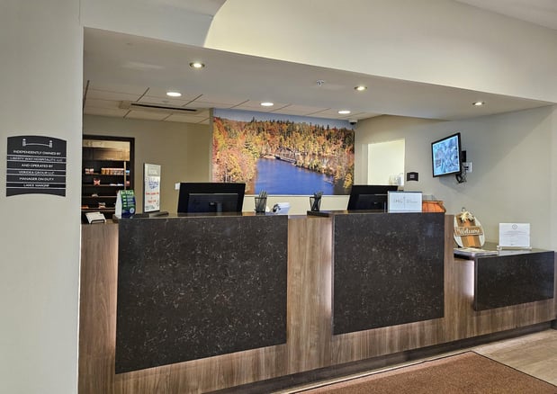 Images Staybridge Suites Marquette by IHG