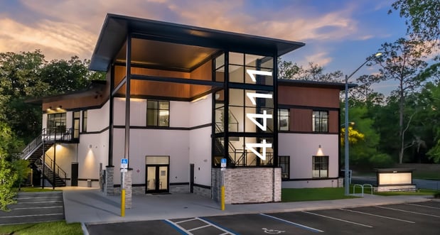 Images 100% Chiropractic - Gainesville FL