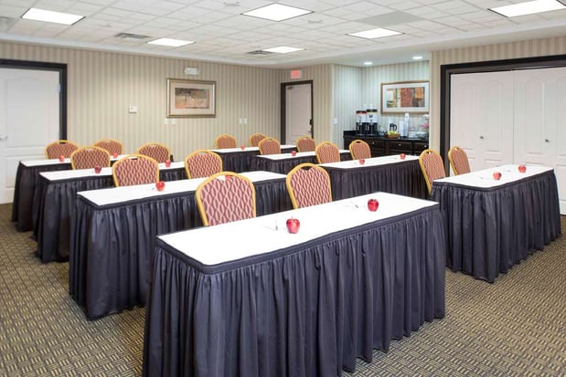 Images Hampton Inn & Suites Danville