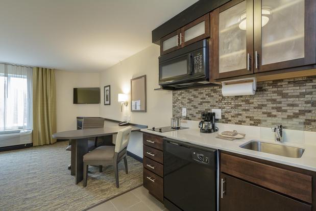 Images Candlewood Suites Mishawaka by IHG