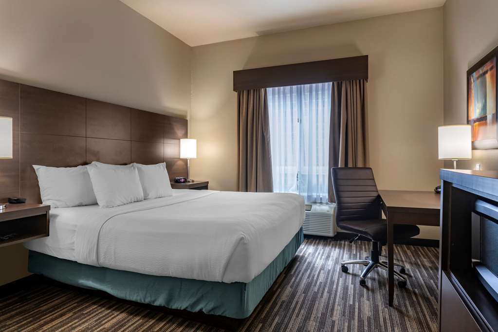 Images Best Western Plus Dartmouth Hotel & Suites