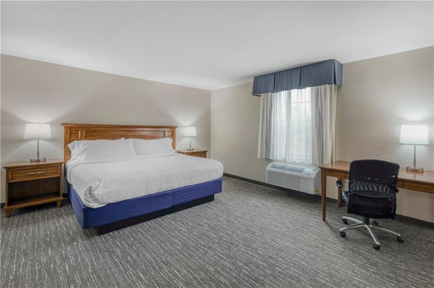 Images SureStay Plus by Best Western Elizabethtown Hershey