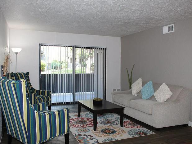 Images Mission Hill Apartment Homes