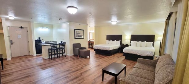 Images Best Western Plus Northwoods Inn