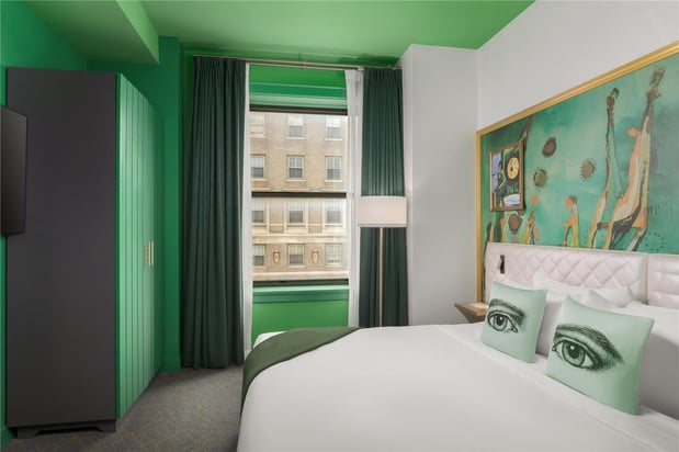 Images Angad Arts Hotel St. Louis, Tapestry Collection by Hilton