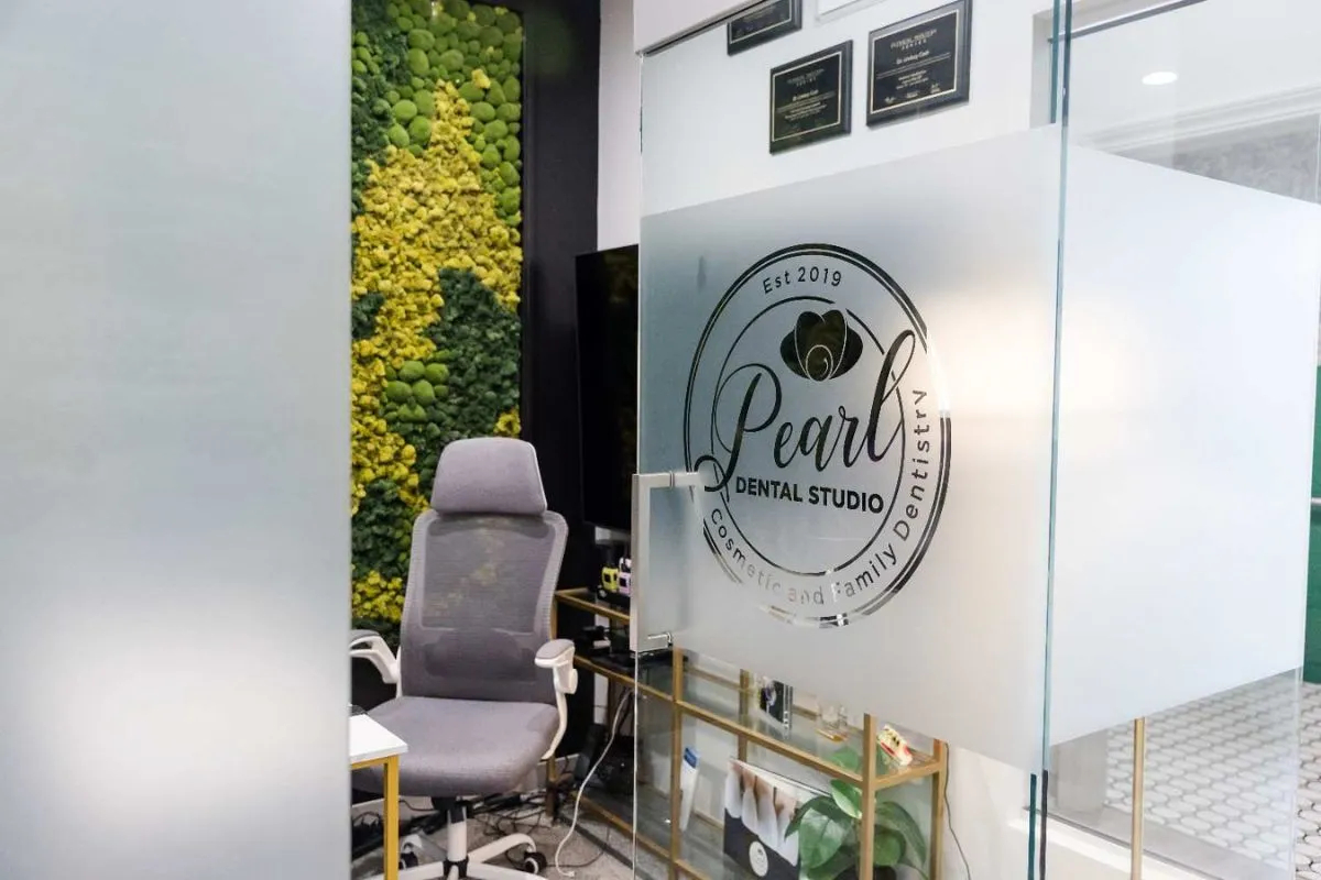 Pearl Dental Studio Office Treatment Room