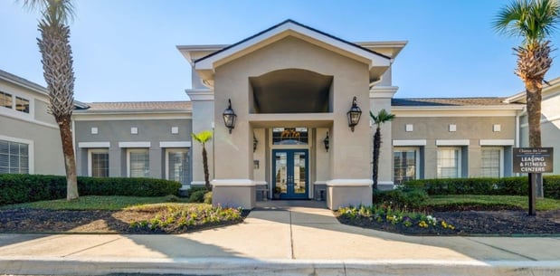 Images Chateau Des Lions Apartment Homes
