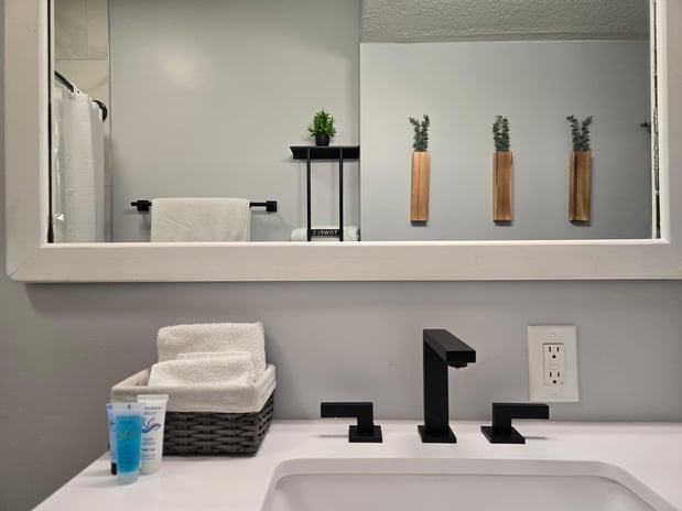 Images Barefoot Mailman Inn & Suites, Lantana, West Palm Beach, South Florida