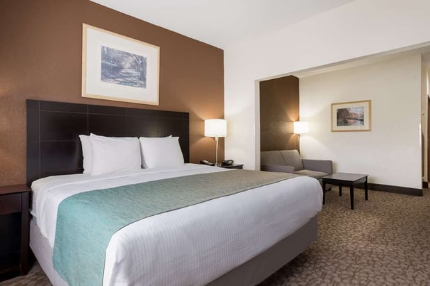 Images Best Western Kendallville Inn