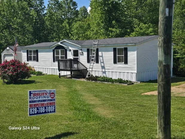 Images Fidelity Roofing Inc.