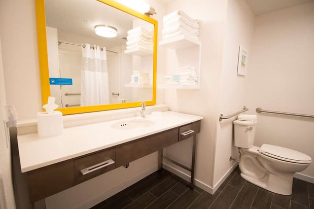 Images Hampton Inn Decatur Mt. Zion