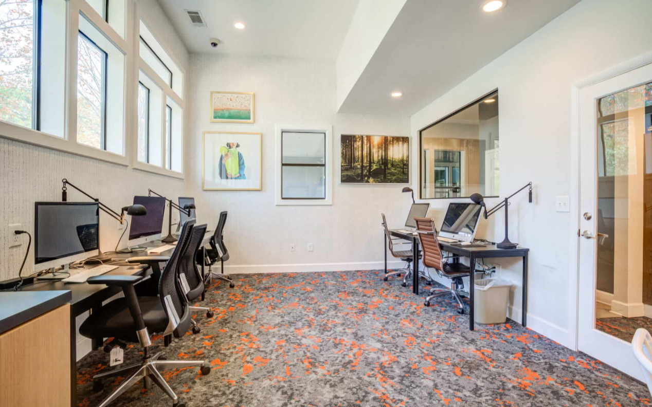 Study Rooms with Computers