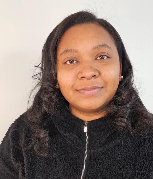 Images Laura San Nicolas - State Farm Insurance Agent