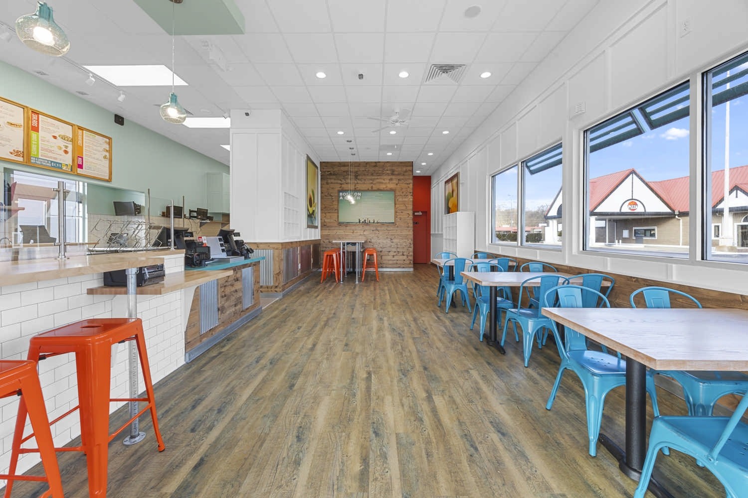 Tropical Smoothie Cafe Image