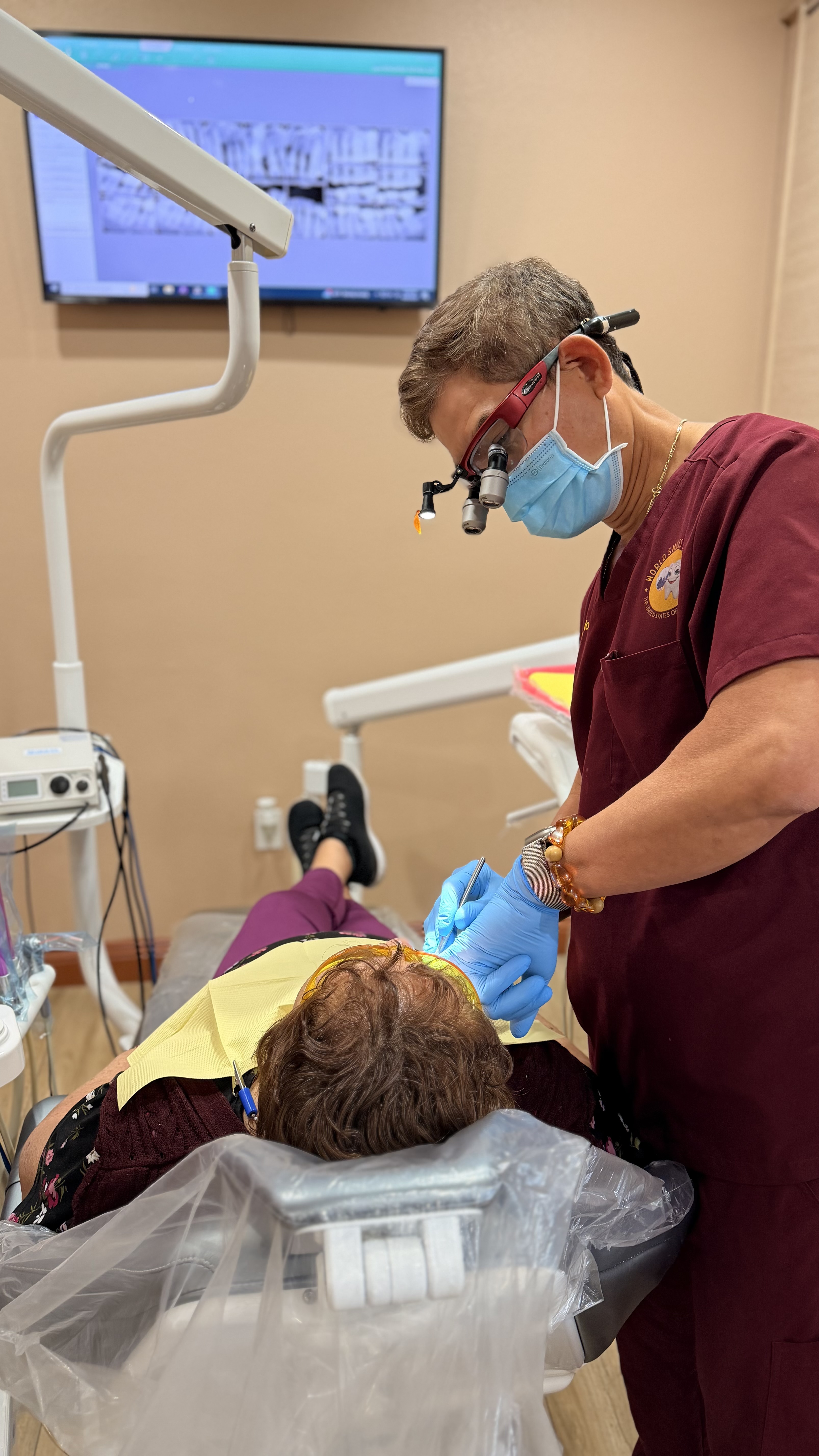 Tratamiento de conducto-World Smiles Dental