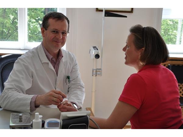 Dr. Johannes Königseder, Landstraßer Hauptstraße 147/9/1. Stock - Lift in Wien