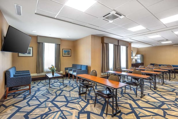 Images Best Western Plus University Park Inn & Suites