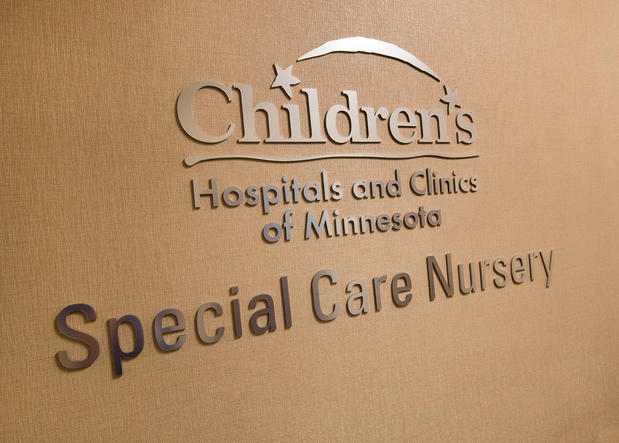 Images The Mother Baby Center at Mercy with Children's Minnesota