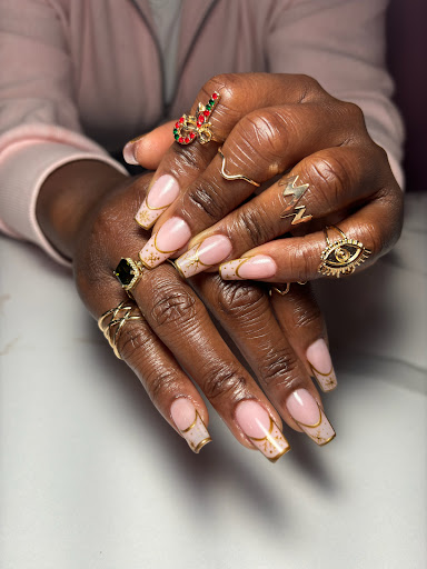 Images StarLuxe Nails & Spa Lounge