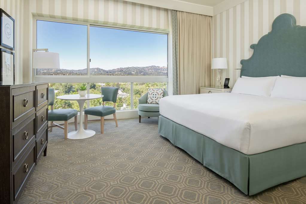 Guest room amenity 