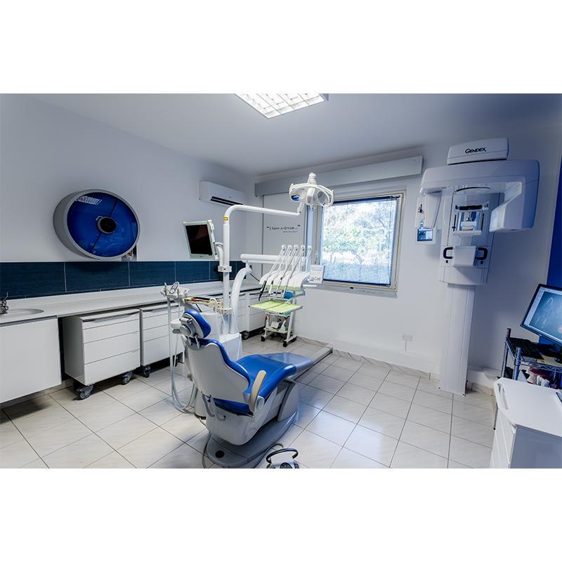 Images Studio dentistico Dott. Salerno Rosario Dario