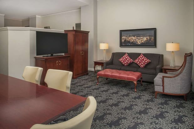 Images Embassy Suites by Hilton Portland Downtown