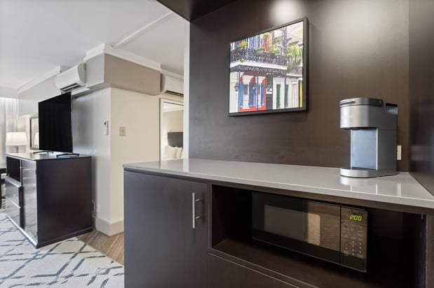Images Crowne Plaza Executive Center Baton Rouge by IHG