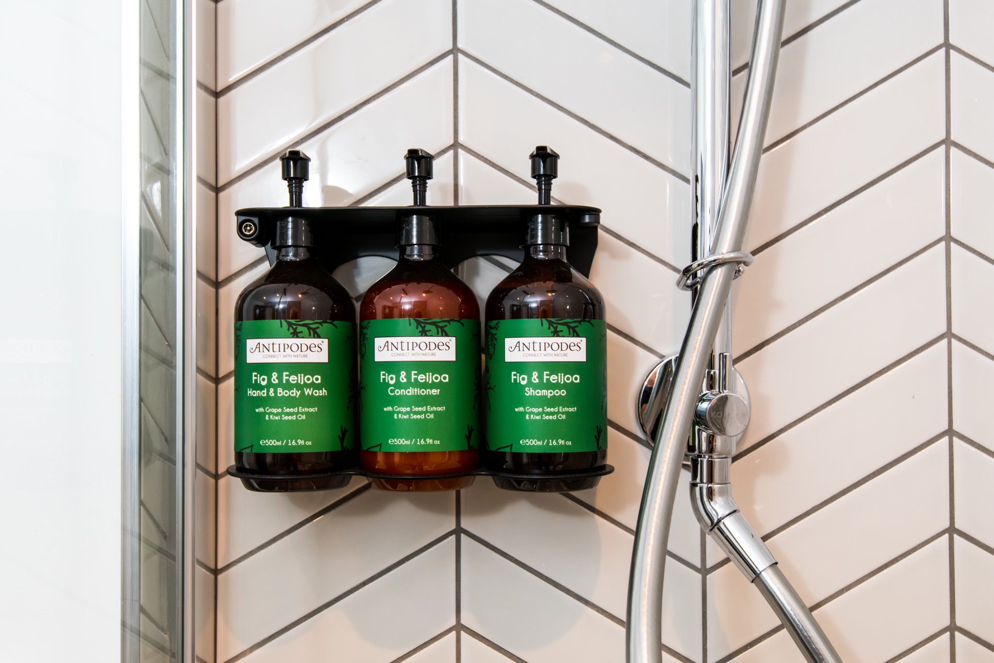 Images Staybridge Suites Cardiff by IHG