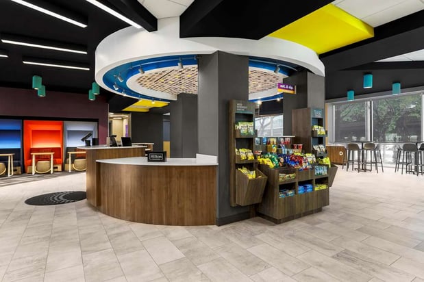 Images Tru by Hilton Dallas Market Center