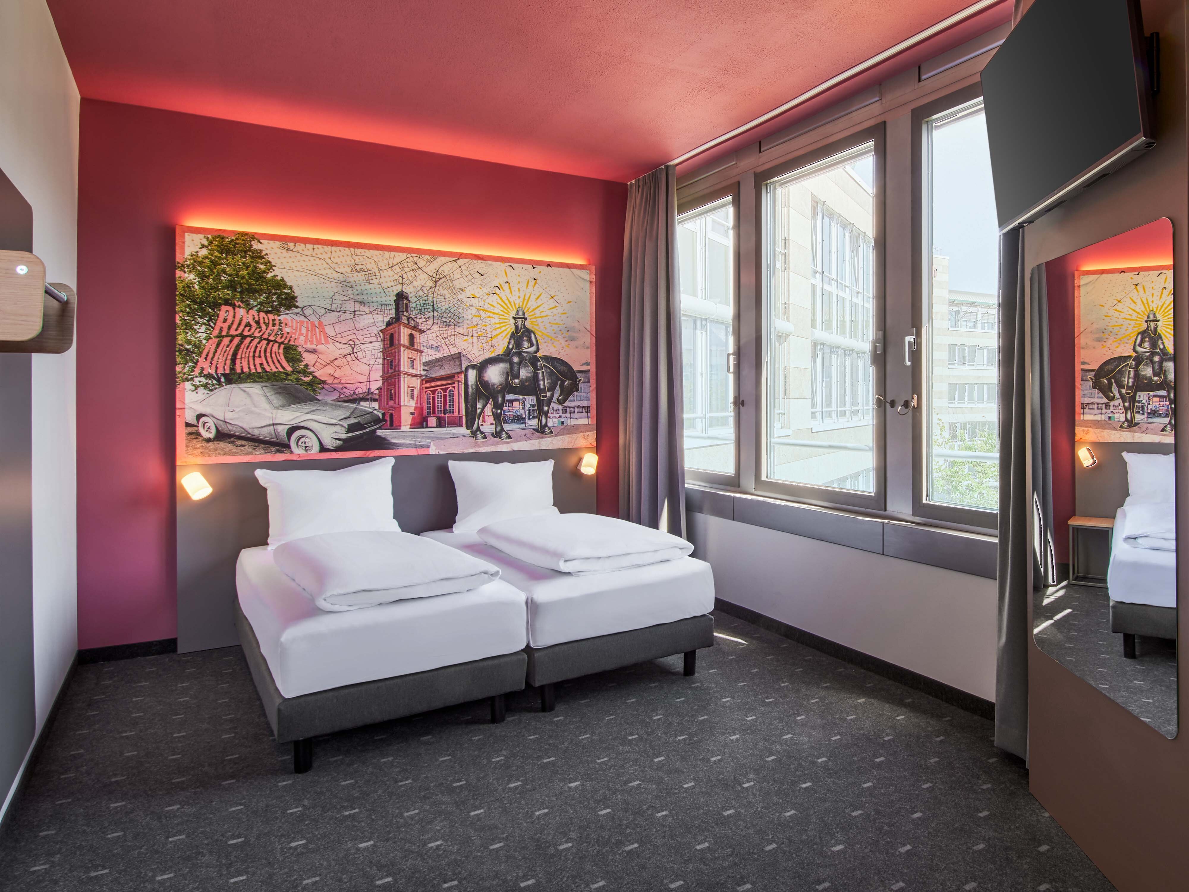 B&B HOTEL Rüsselsheim, Ferdinand Stuttmann Str. 10 in Rüsselsheim am Main