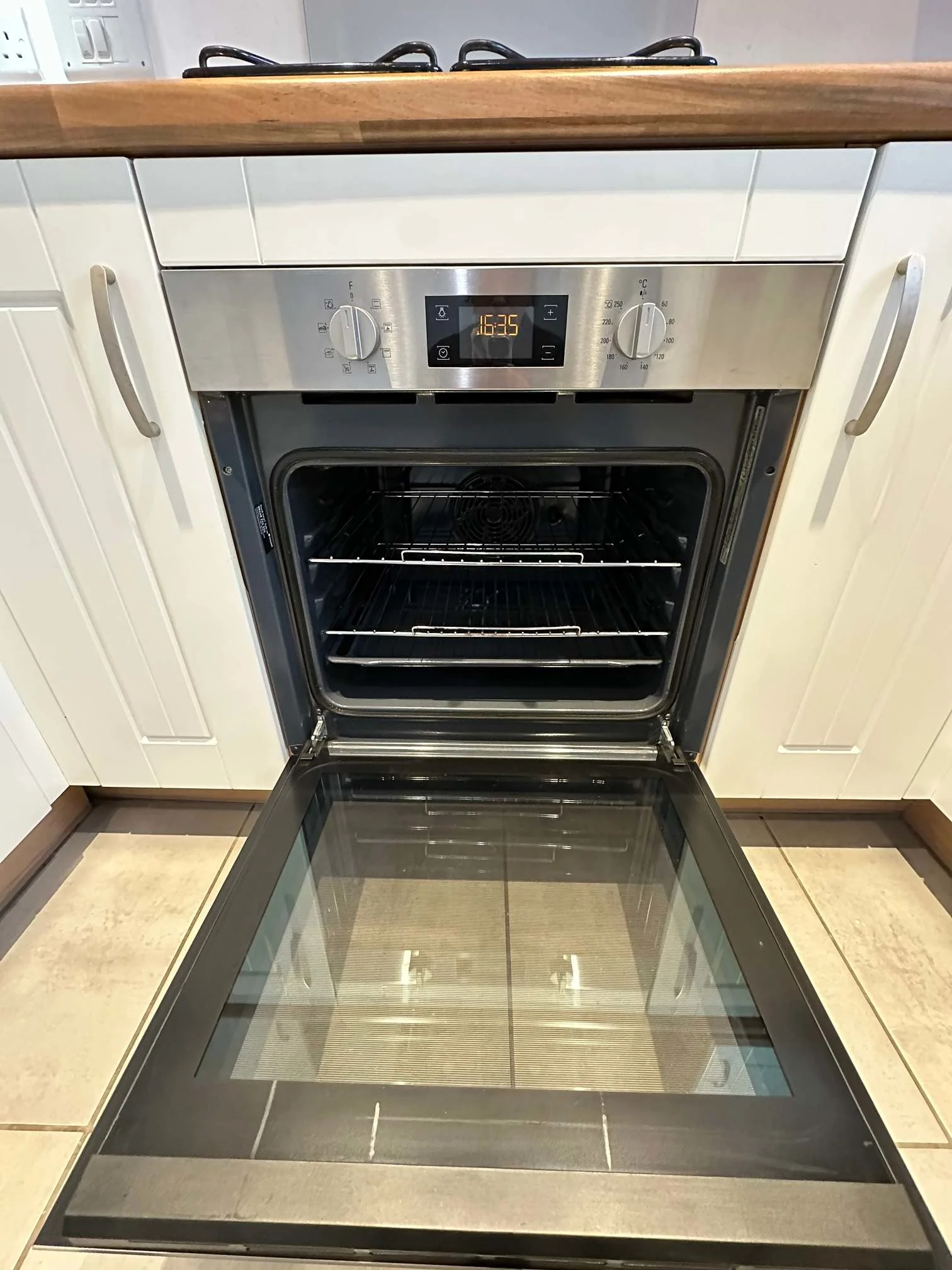 Images Maid in Bristol Cleaning Service Ltd