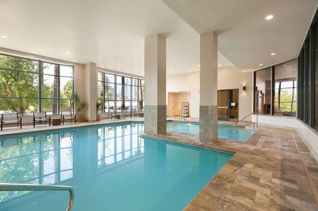 Images Embassy Suites by Hilton Phoenix Downtown North
