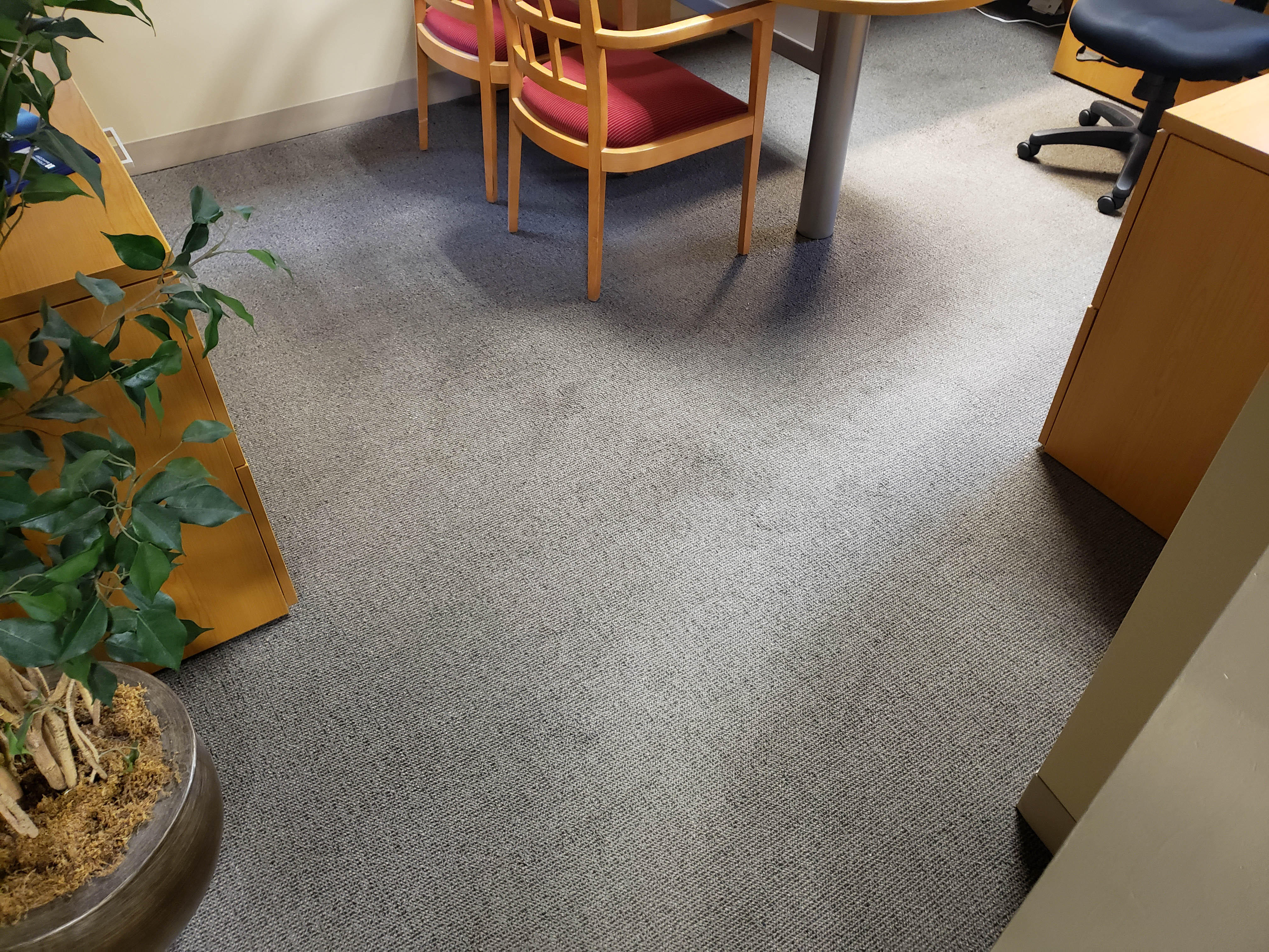 This office was faced with water damage. Luckily, they were able to call SERVPRO Scarsdale/Mount Vernon and we were able to quickly assess the damage!