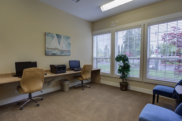 Images Commons at Avalon Park Apartments