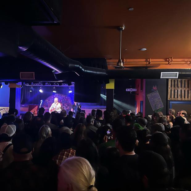 Images Vinnie's Bar & Grill