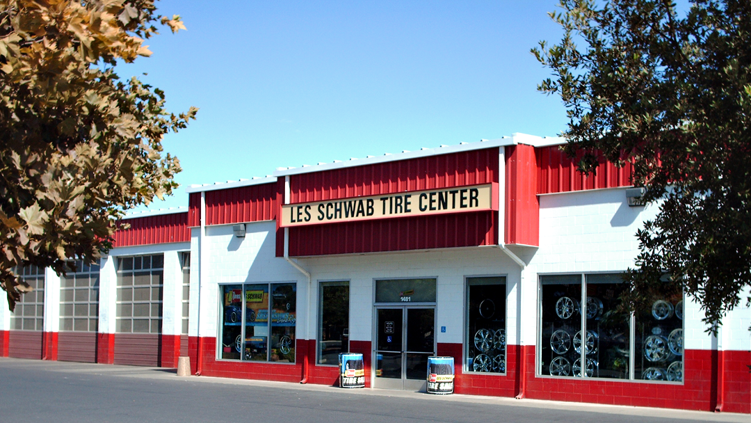 Les Schwab Tire Center