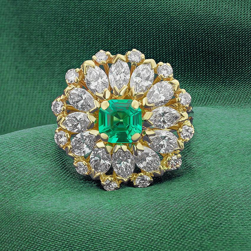 Emerald and diamond ring Serendipity Diamonds Ryde 01983 567283