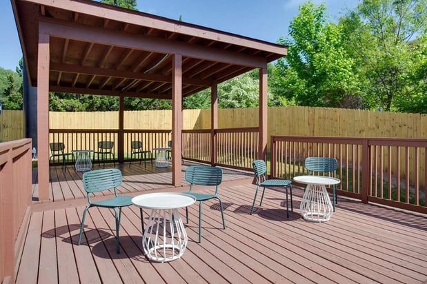 Images Spark by Hilton Atlanta Cumberland Ballpark