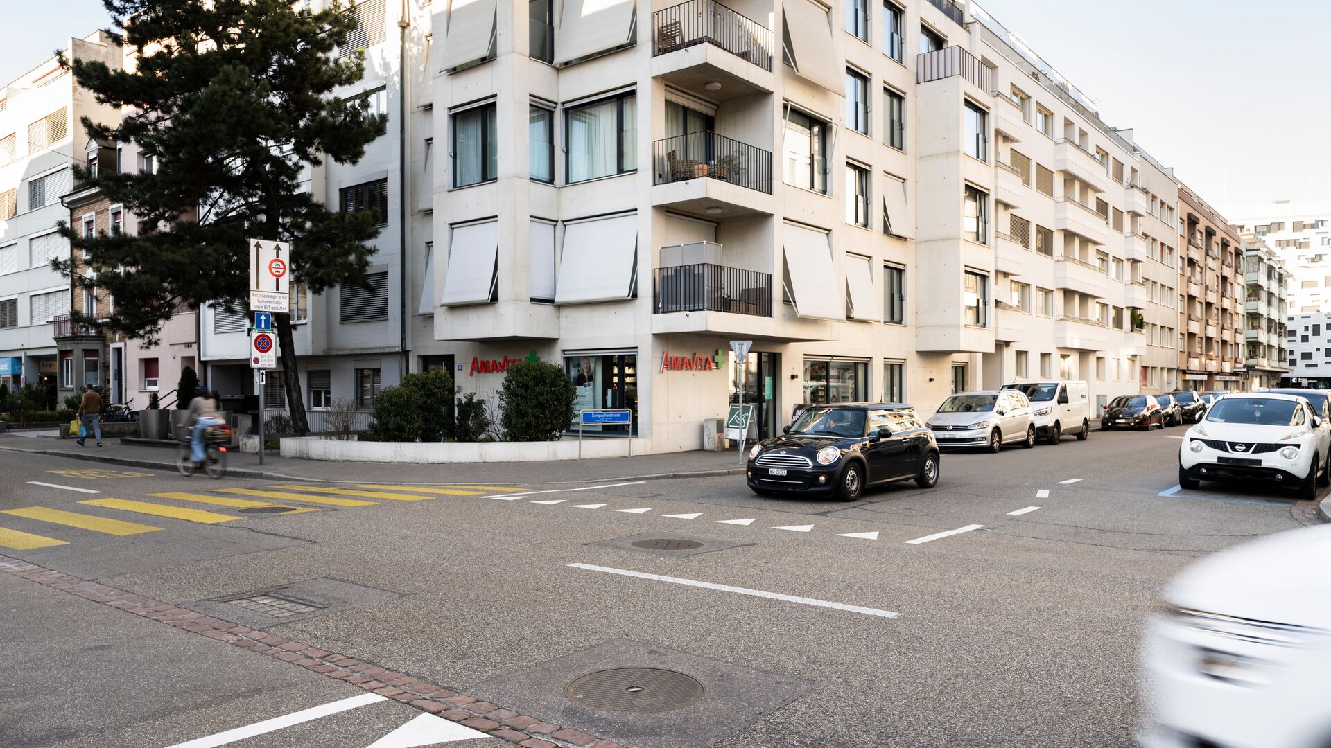 Amavita Apotheke Gundeli, Dornacherstrasse 83 in Basel