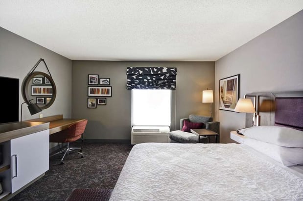 Images Hampton Inn & Suites Columbus-Easton Area
