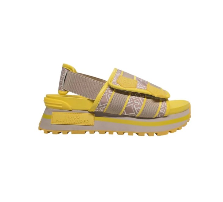 Images UG Distribution - Ingrosso Scarpe Grandi Firme