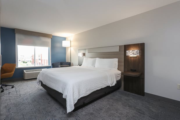 Images Holiday Inn Express & Suites Tulsa South Bixby by IHG